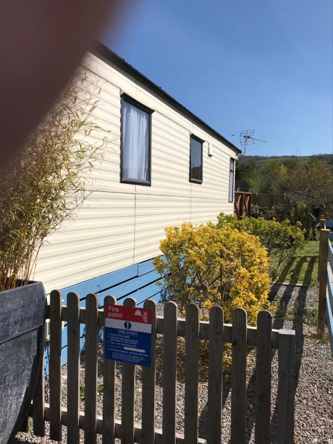Pet Friendly Riverside Static Caravan Cheddar Buitenkant foto
